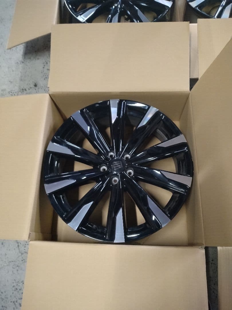 クラウンクロスオーバーRS純正ホイール　21インチ4本セット