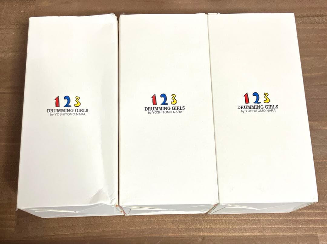 奈良美智 ドラミングガール123 フィギュア