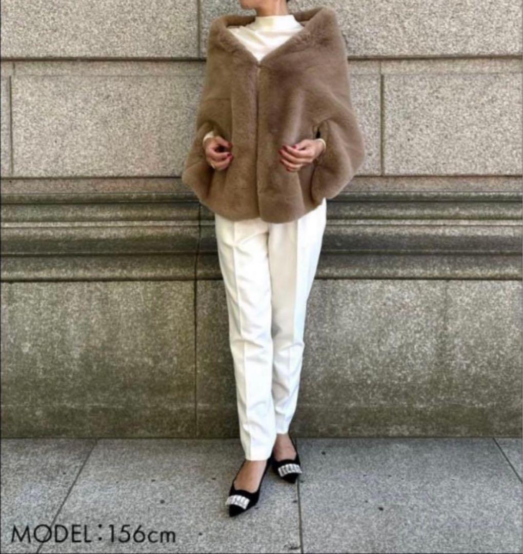 ⭐︎momo⭐︎ JENNE ベージュ ファーポンチョ・ケープコート