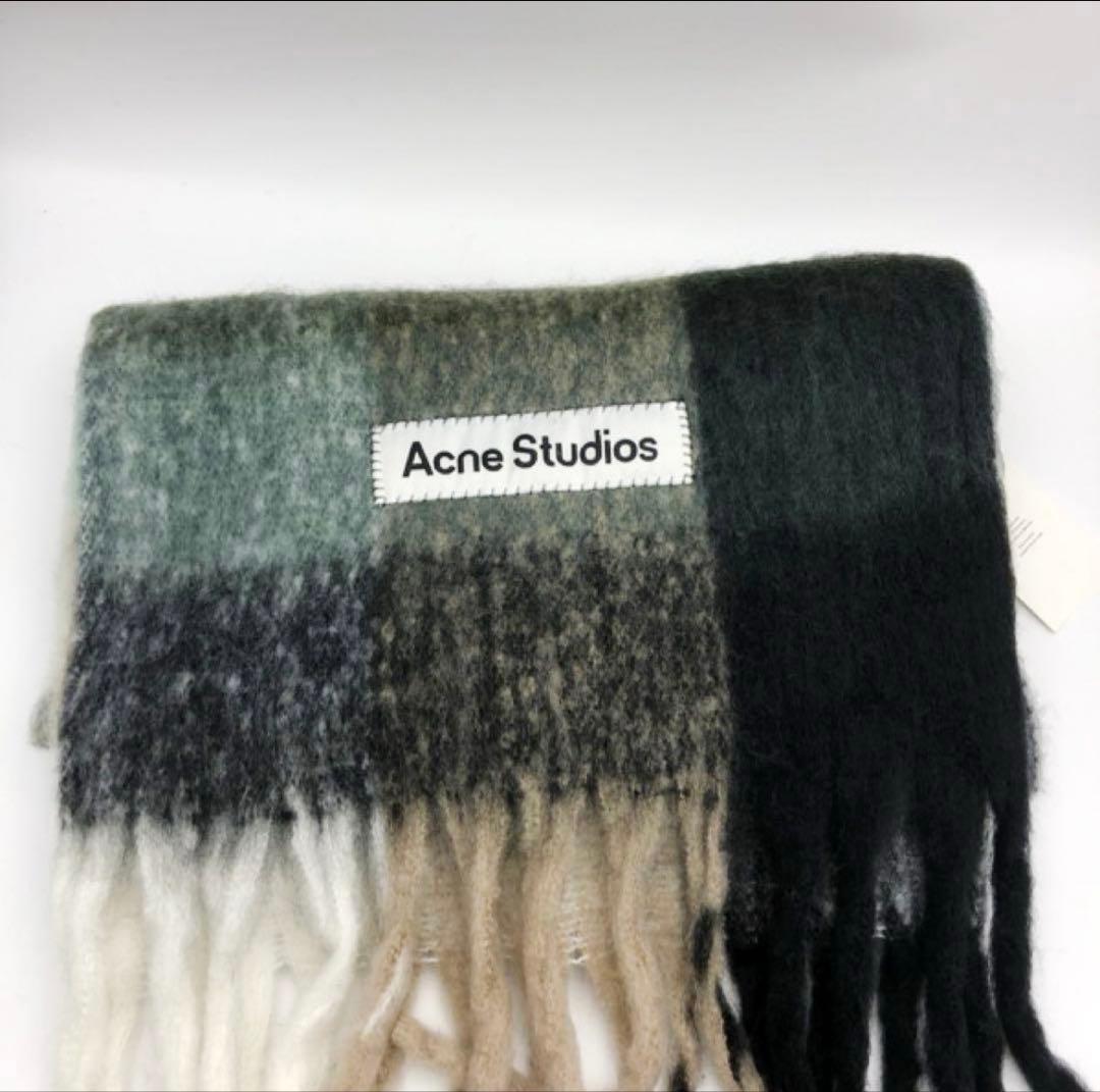 ACNE STUDIOS アクネストゥディオズ　緑ブラック系チェック柄　マフラー