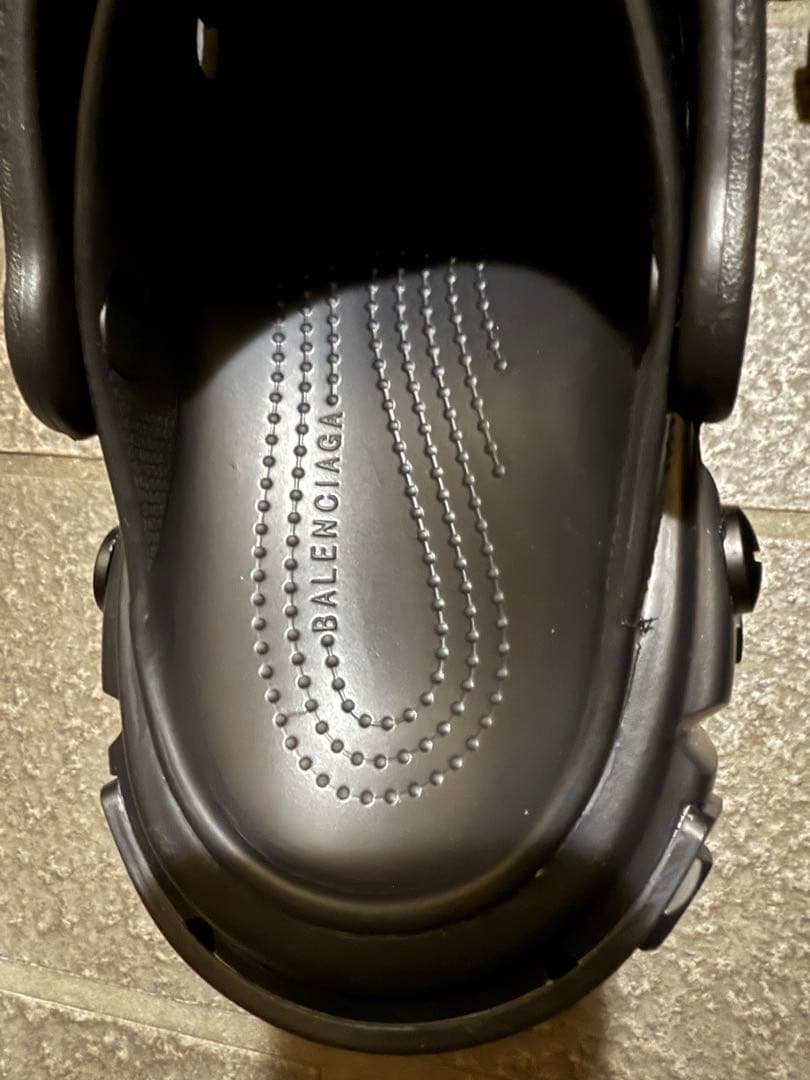 心*様 バレンシアガハードクロックス 41