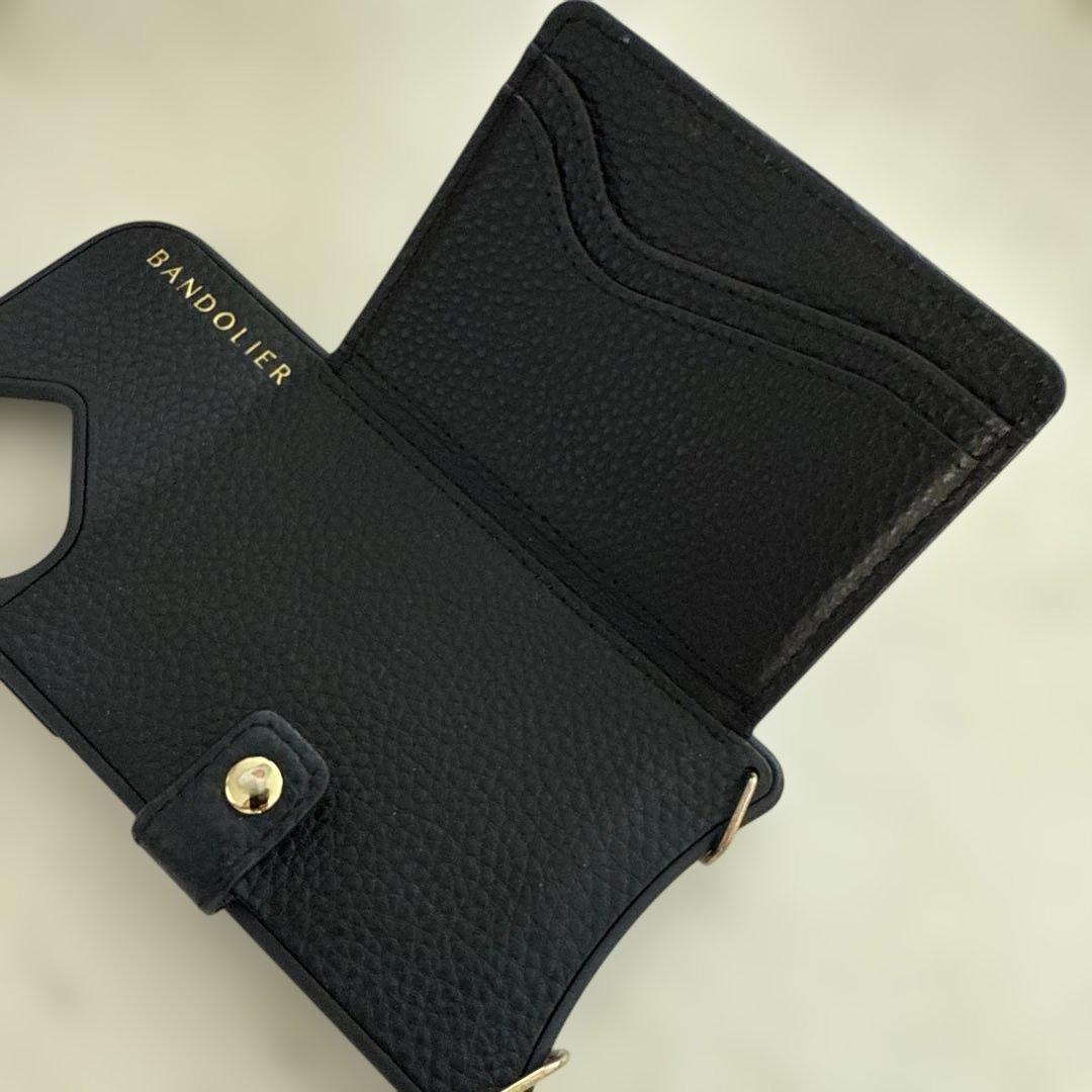 BANDOLIER iPhone 16用　ブラック　ストラップ付
