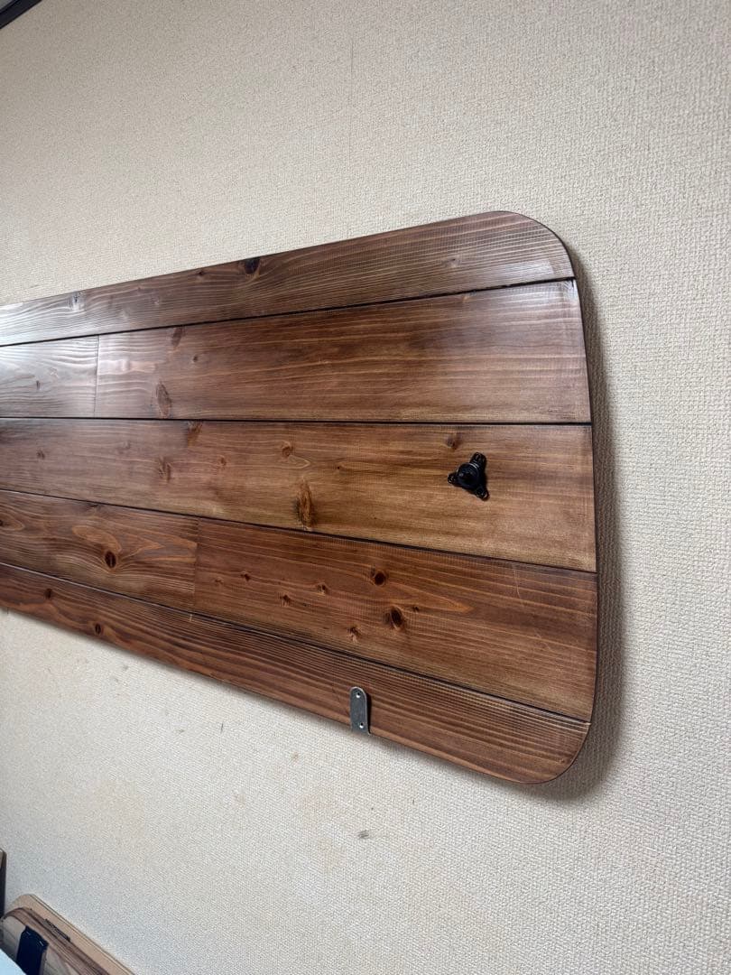 かっちゃん様　オーダー品　ハイエース窓埋めパネル　吸盤仕様