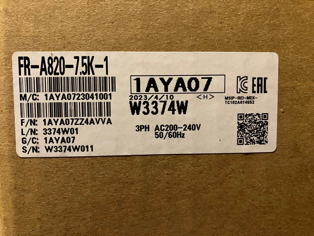 FR-A820-7.5K-1 三相インバータ-　三菱電気