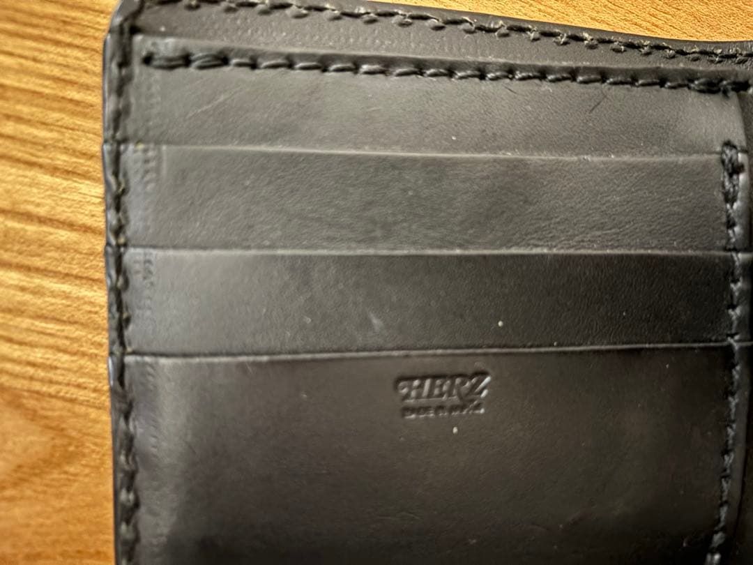 【hertz】二つ折り財布【WS-8】