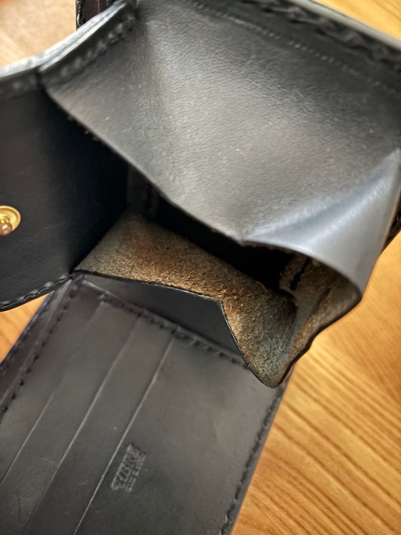 【hertz】二つ折り財布【WS-8】