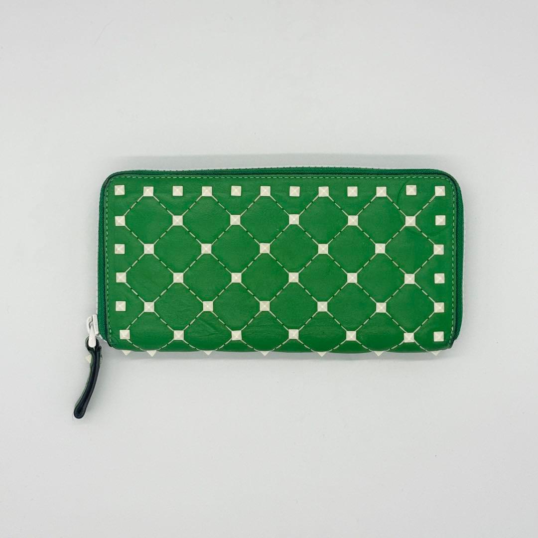 ヴァレンティノ ガラヴァーニ 長財布