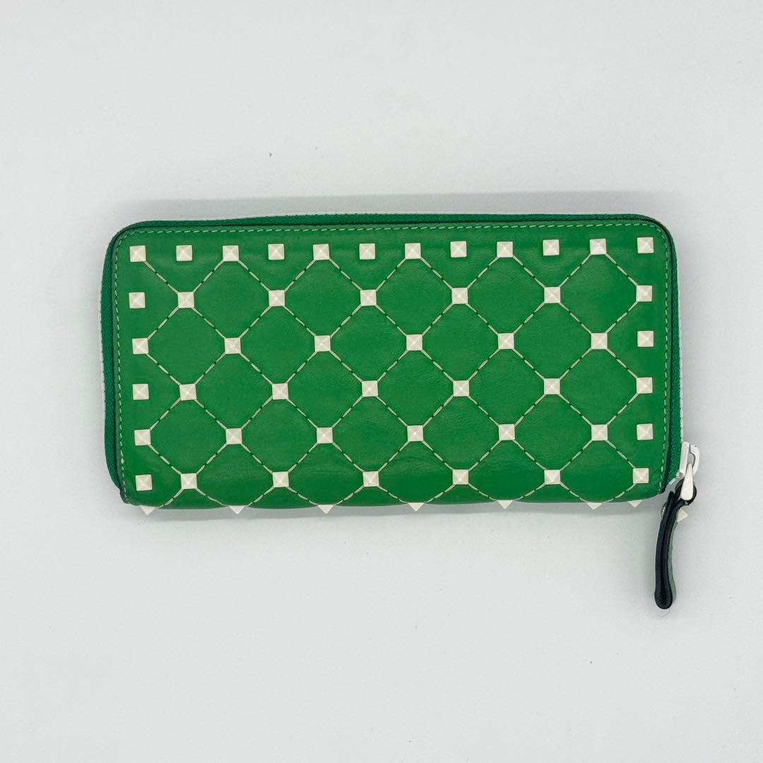 ヴァレンティノ ガラヴァーニ 長財布