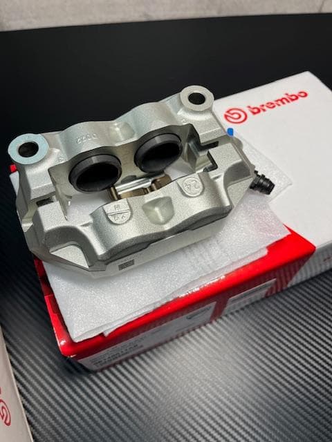 DUCATI 2025ムルティPP　ノーマルbrembo Bキャリパー