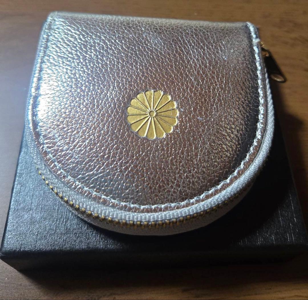 皇居⭐︎ケース⭐︎シルバー⭐︎財布