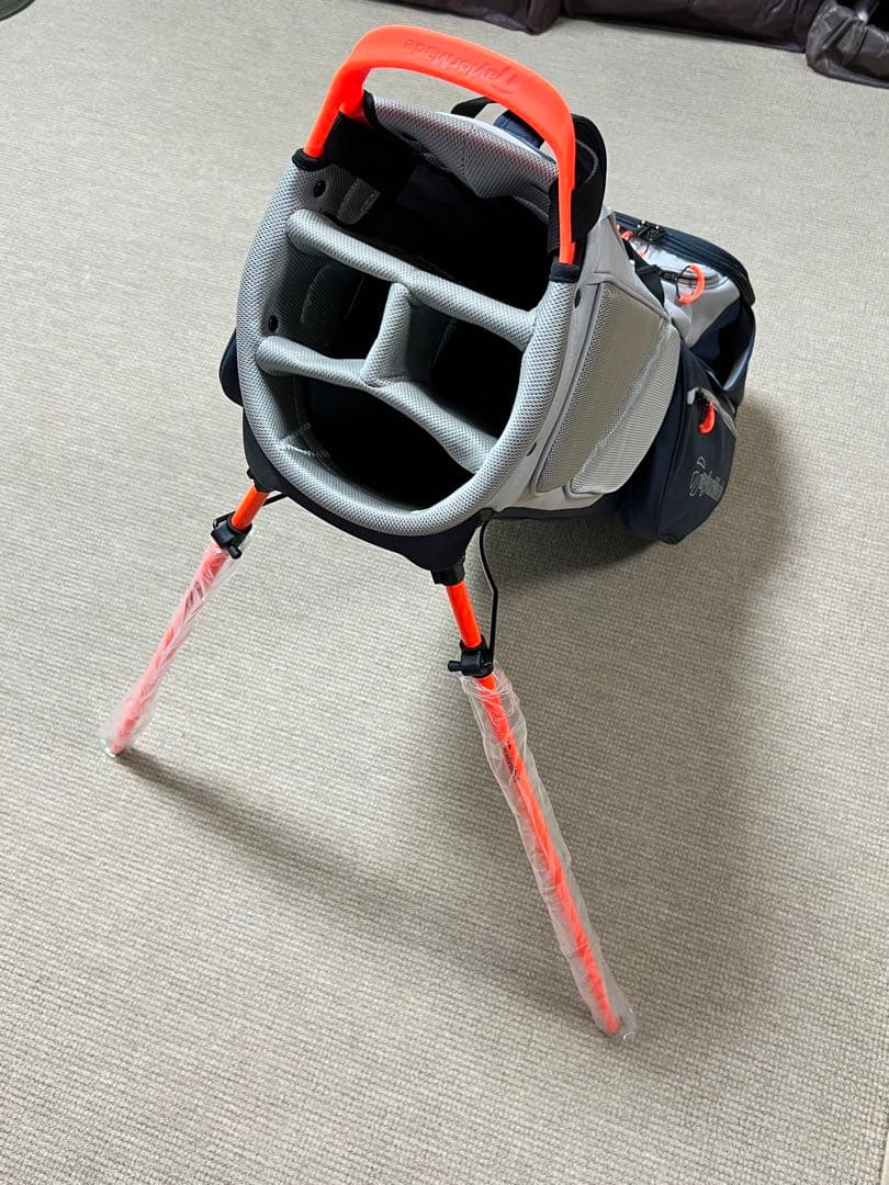 ぽ*ず様 【新品】TaylorMade スタンドバッグ グレー/ネイビー