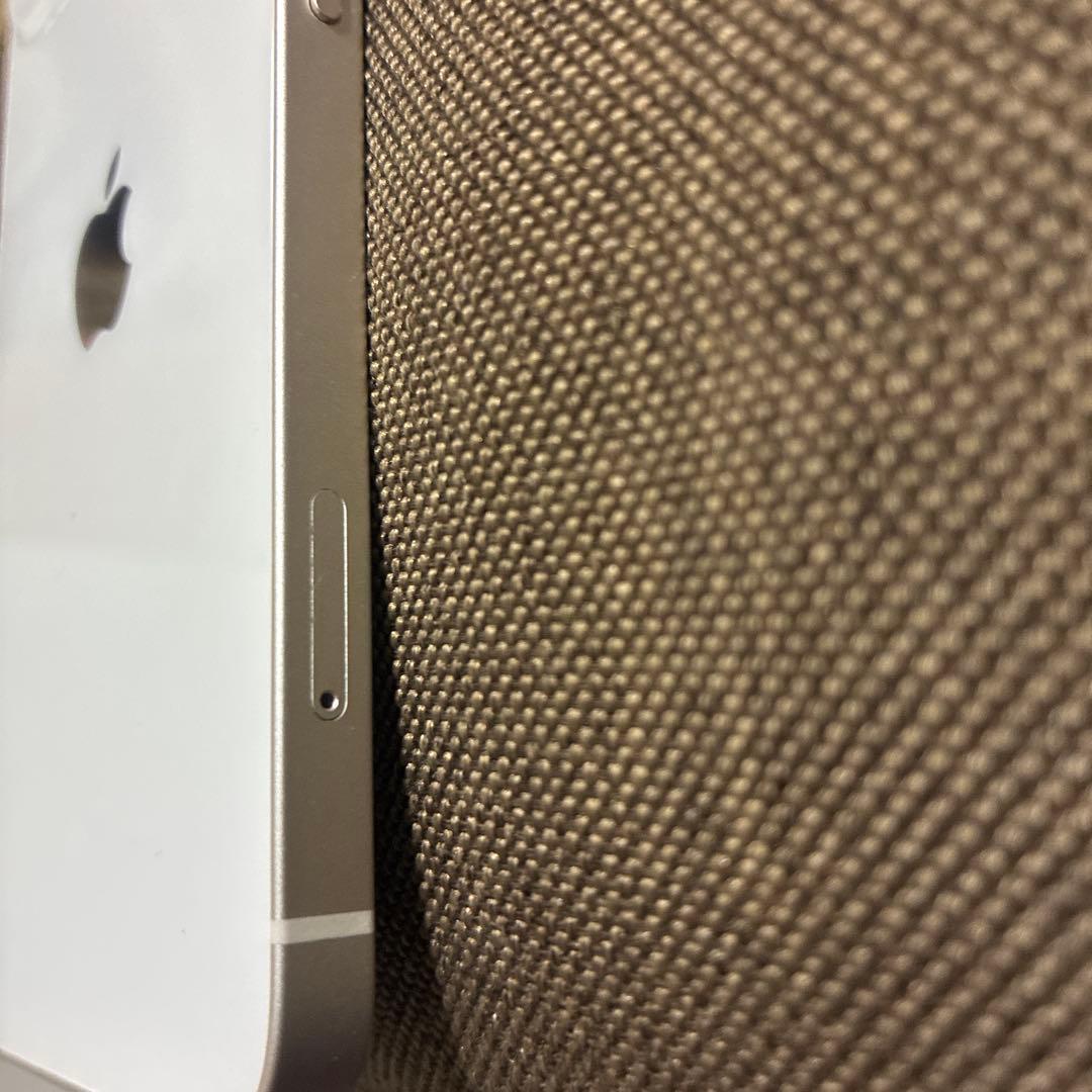 iPhone 13 スターライト 128GB docomo SIMフリー