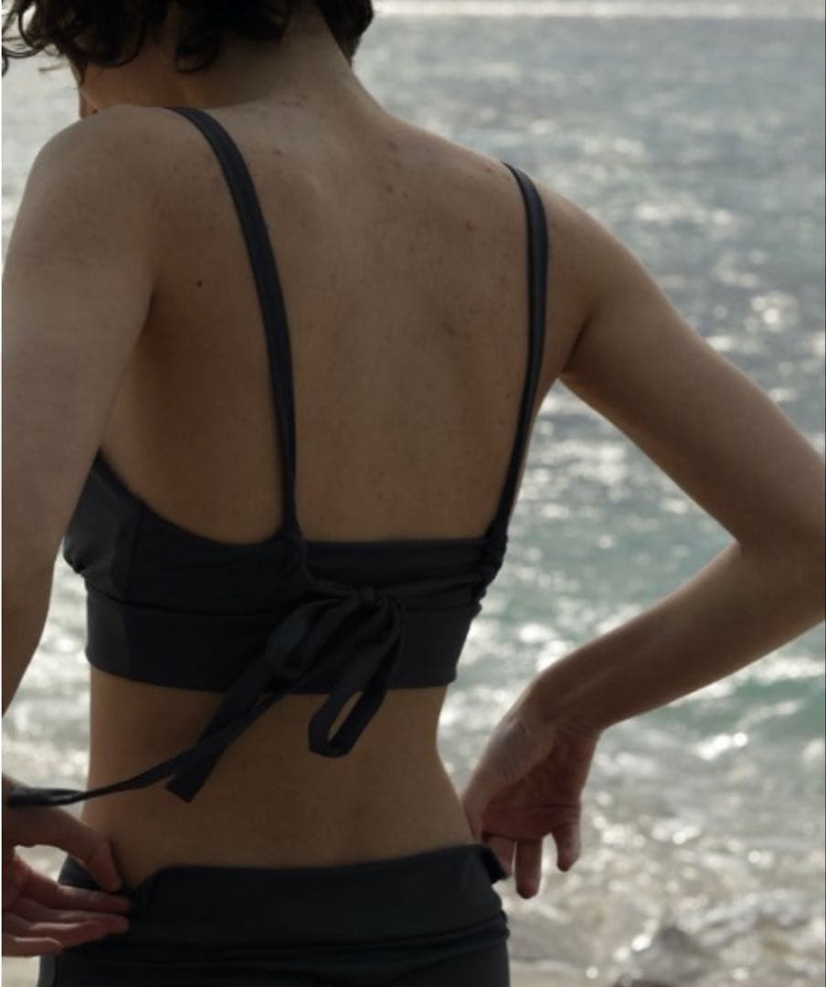 新品未使用　ETRE TOKYO（エトレ）バックリボンビキニスイムウェア