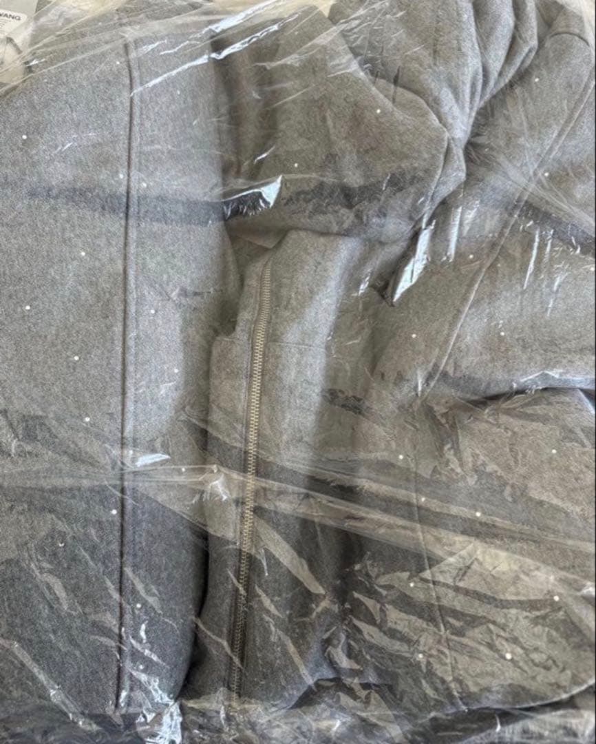 andwang Kirakira 2way fur zip up グレー