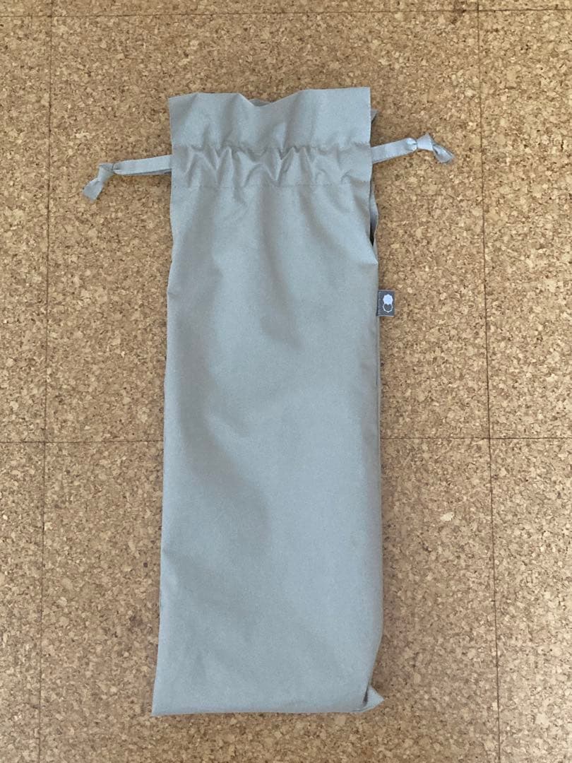 サンバリア100 折りたたみ日傘 ２段折 フリル ベージュ　木曲がり手元