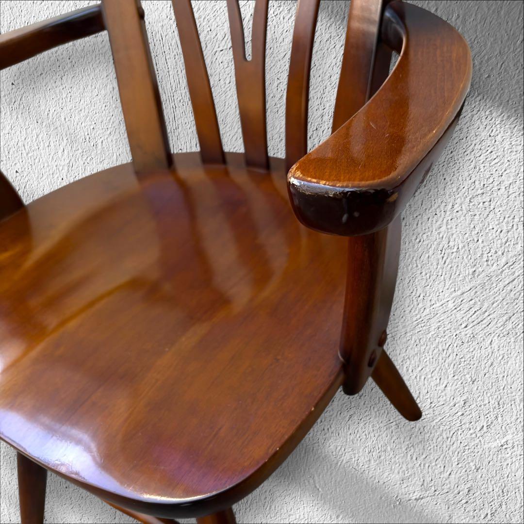 カリモク家具　回転式アームチェア コロニアルウォールナット