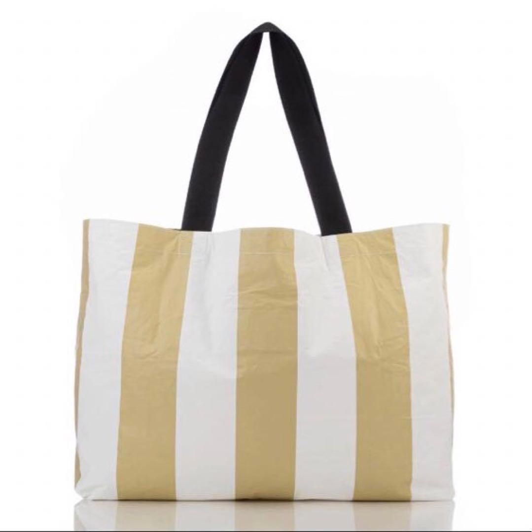 アロハコレクション　ホロホロトート(リバーシブル) フラバッグ　モンステラ