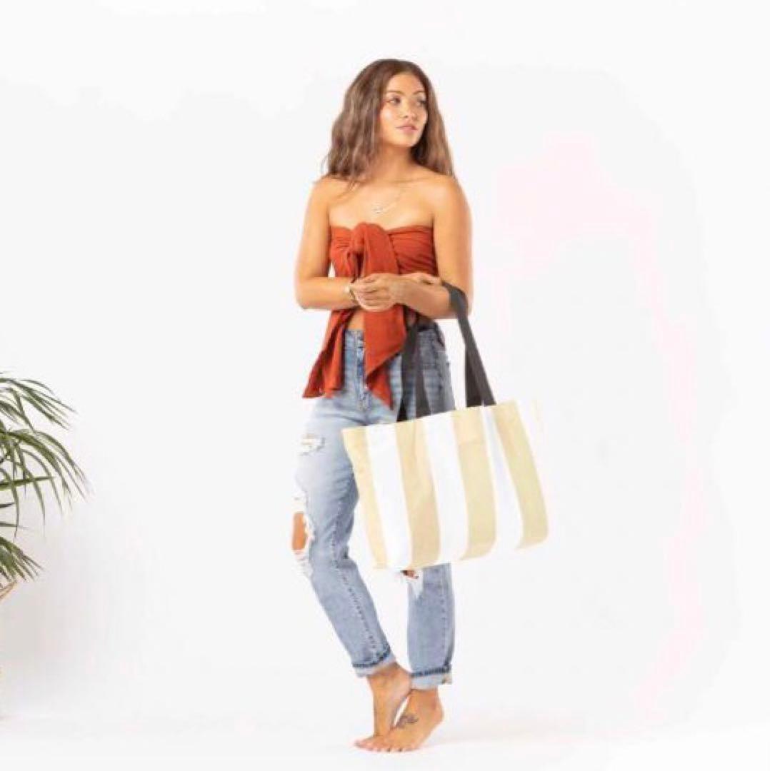 アロハコレクション　ホロホロトート(リバーシブル) フラバッグ　モンステラ