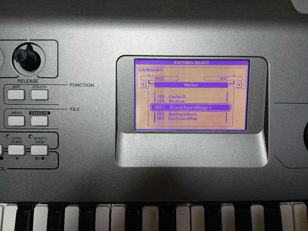 値下！ヤマハ　MM6 ミュージックシンセサイザー　ACアダプタ　ソフトケース付