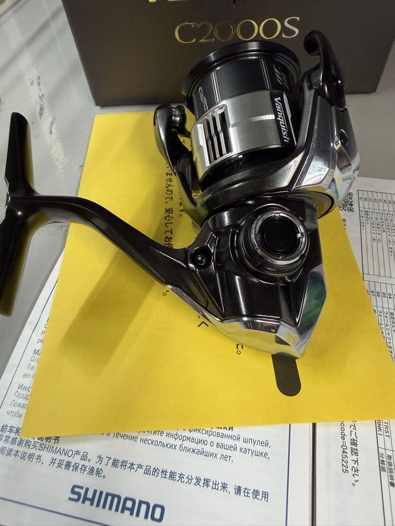 シマノ　23 ヴァンキッシュC2000S スピニングリール