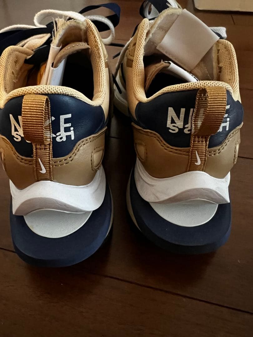 sacai nike vaporwaffle ヴェイパーワッフル/ベージュ　37