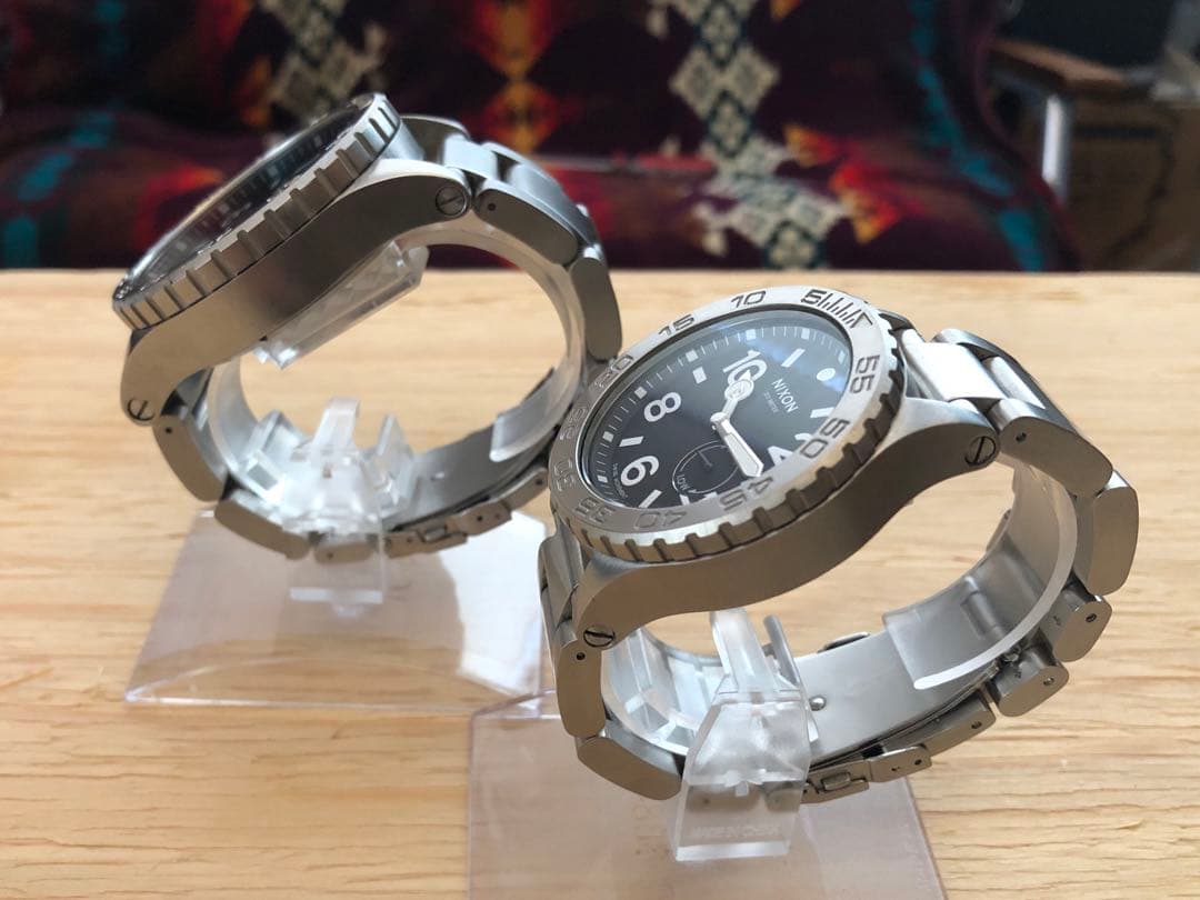 NIXON ニクソン 51-30 42-20 ペア 稼働品