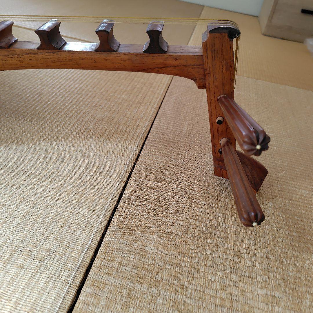 木製琵琶 螺鈿細工装飾付き
