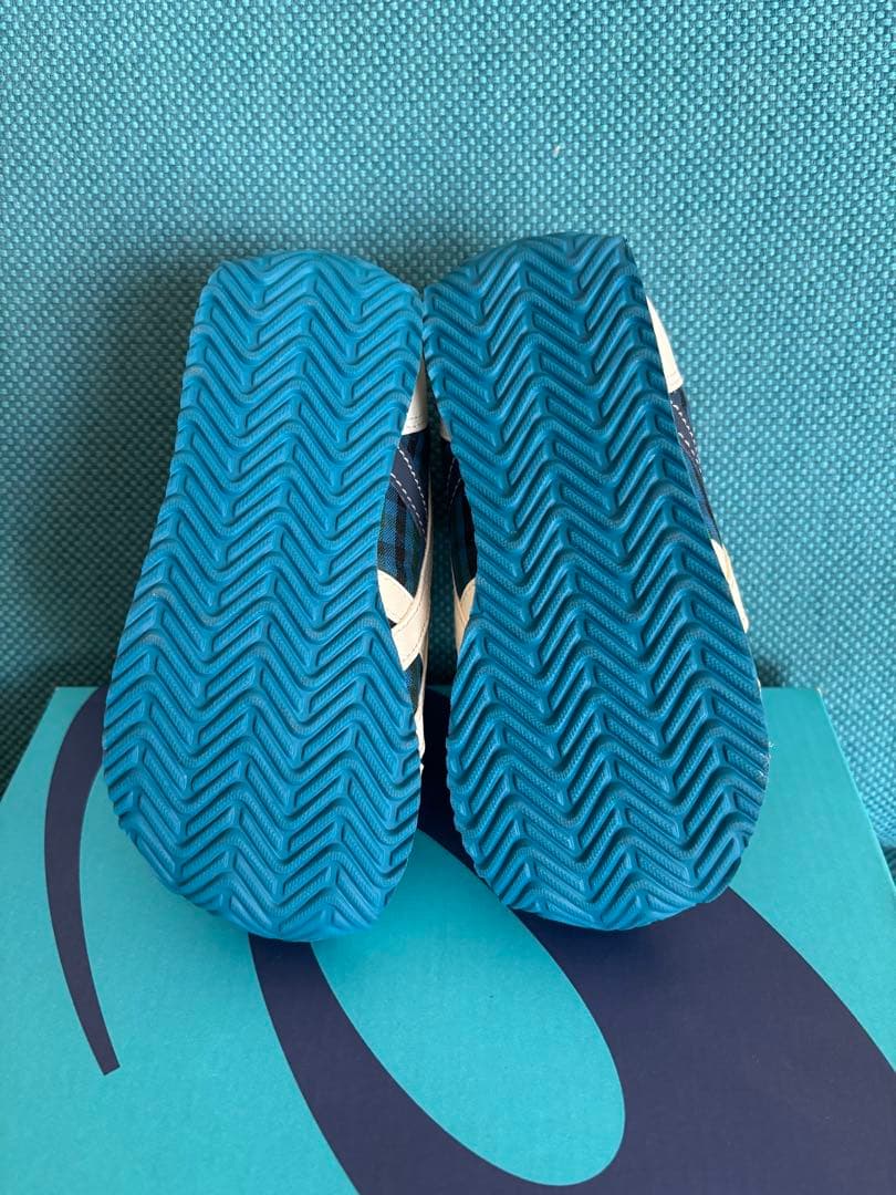 ファミリア　asics IDAHO MINI-I キッズシューズ 16.0cm