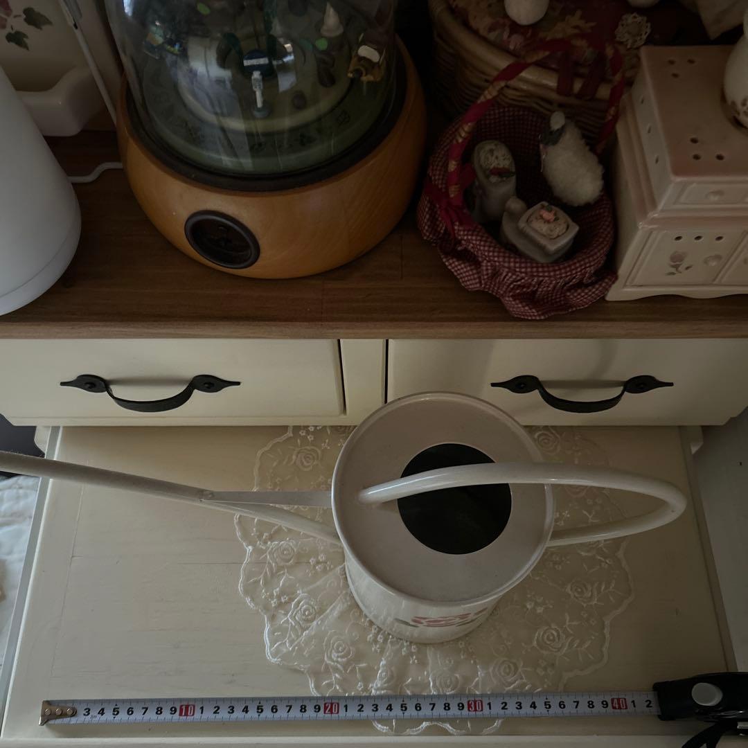 マニーじょうろとタオルかけ