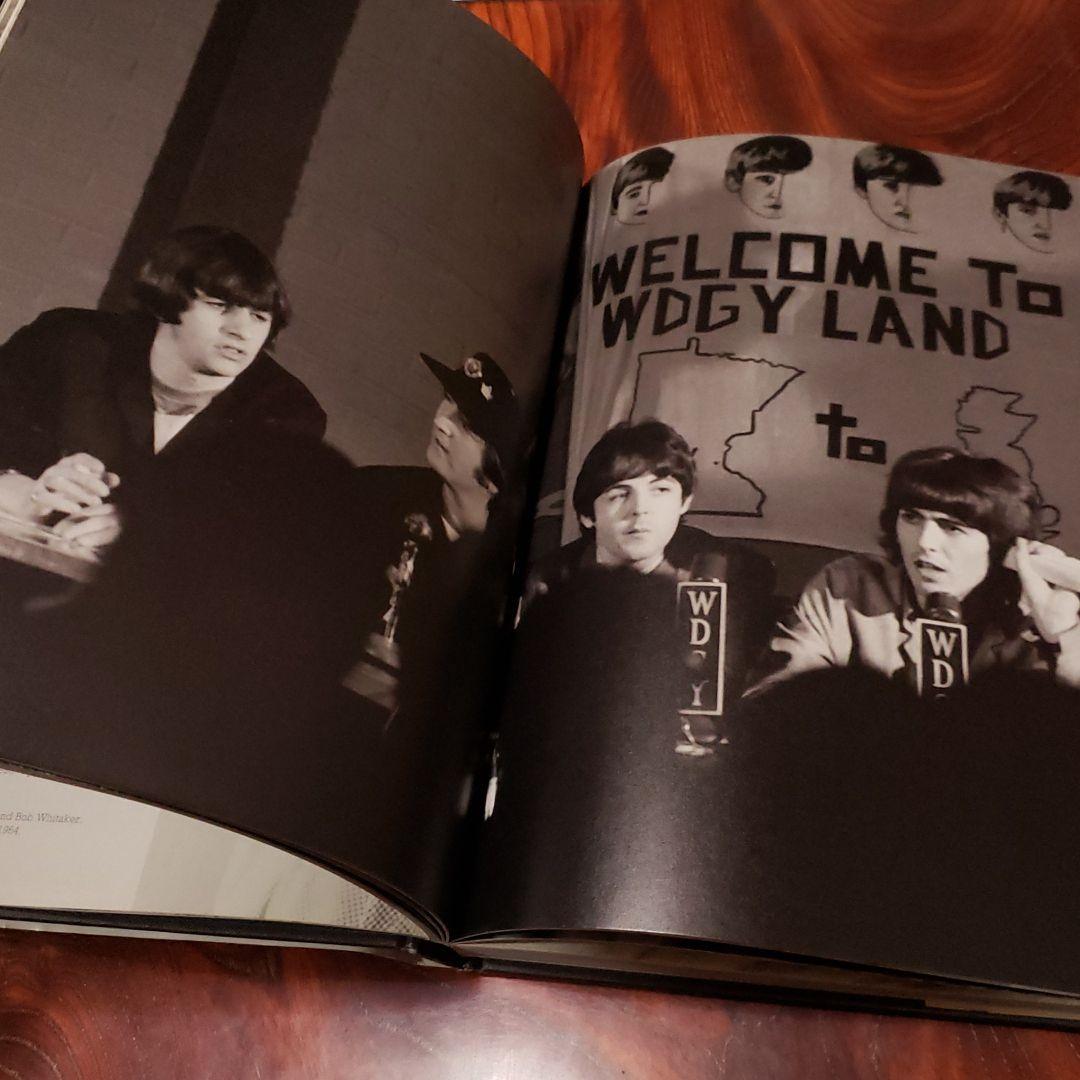 BEATLES 写真集　希少！洋書版