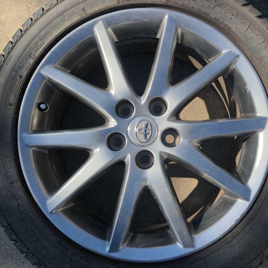 エスティマ　　純正１８インチホイール
