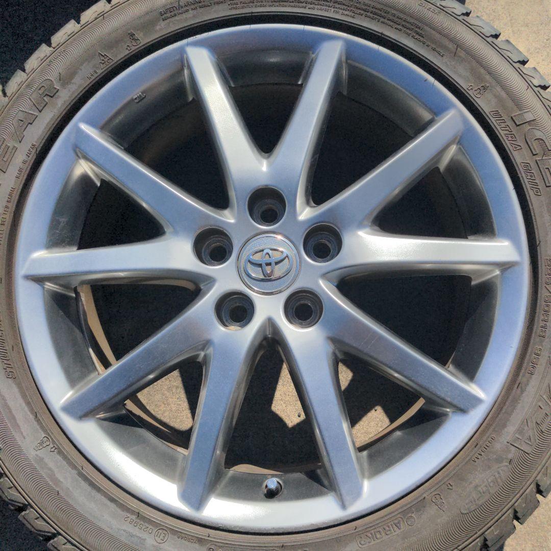 エスティマ　　純正１８インチホイール