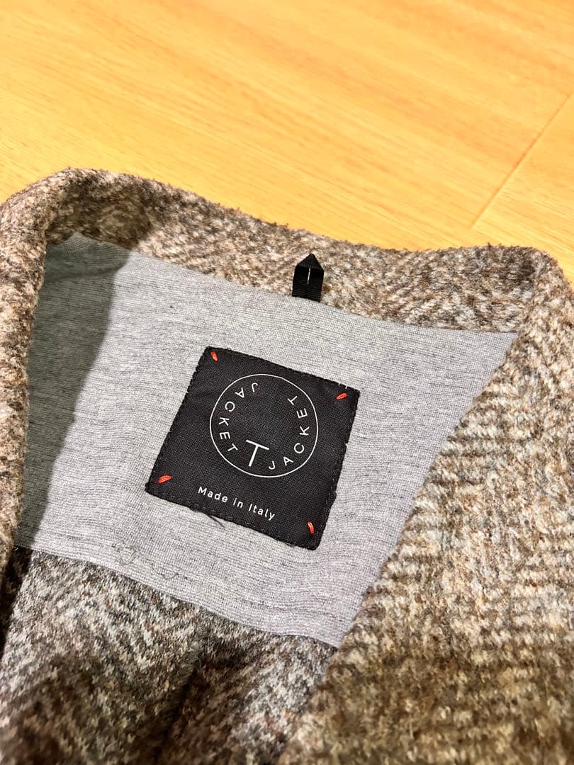 未使用　トネッロ　Ｔジャケット　ネップツイード　ヘリンボーン　ブラウン