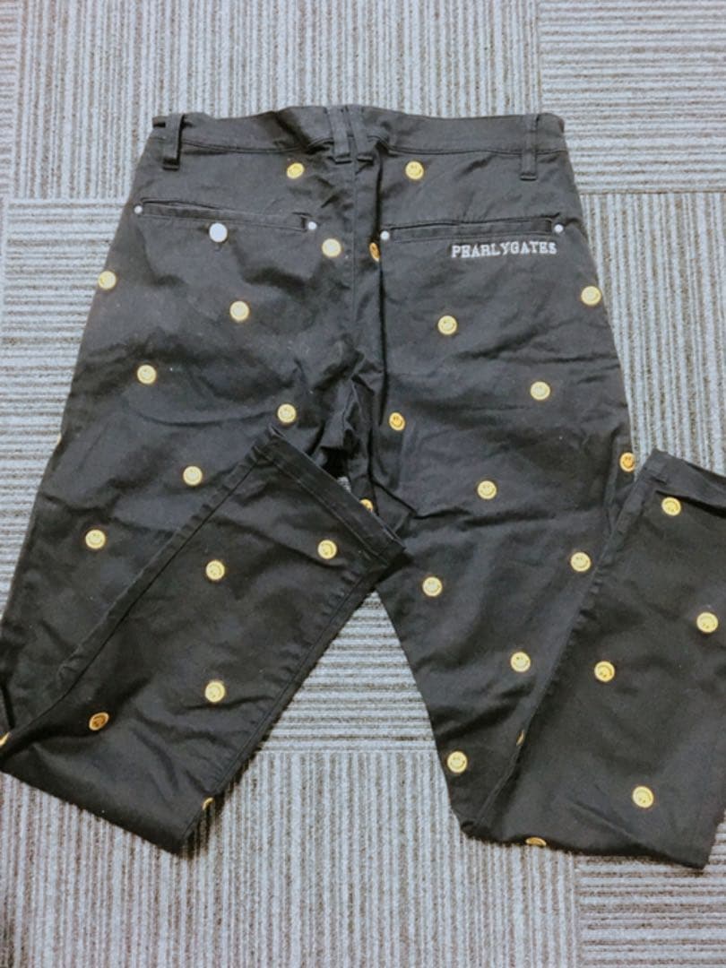 パーリーゲイツ  ゴルフパンツ  スキニータイプ　ニコちゃんマーク　個性的