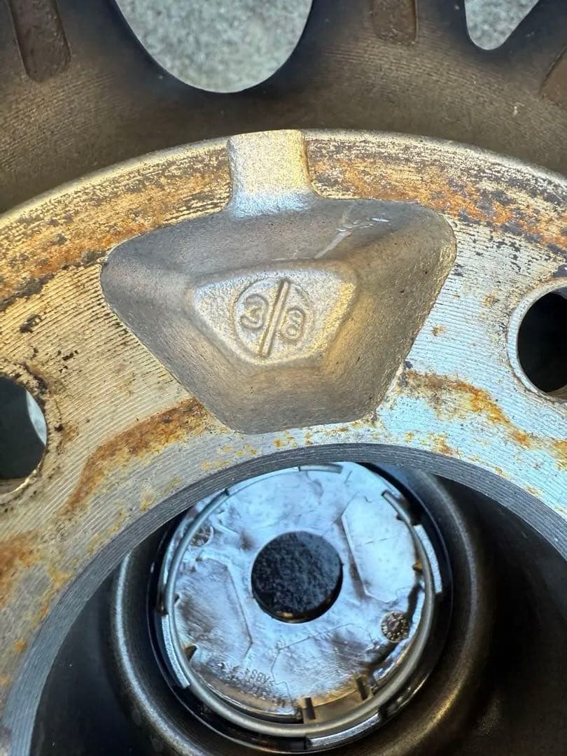 ②ブラック16インチ6.5j 114.3 38 4本　①もセットで購入ください。