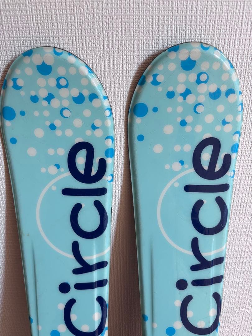 ⭐︎スキー板3点セット⭐︎値下げしました〜