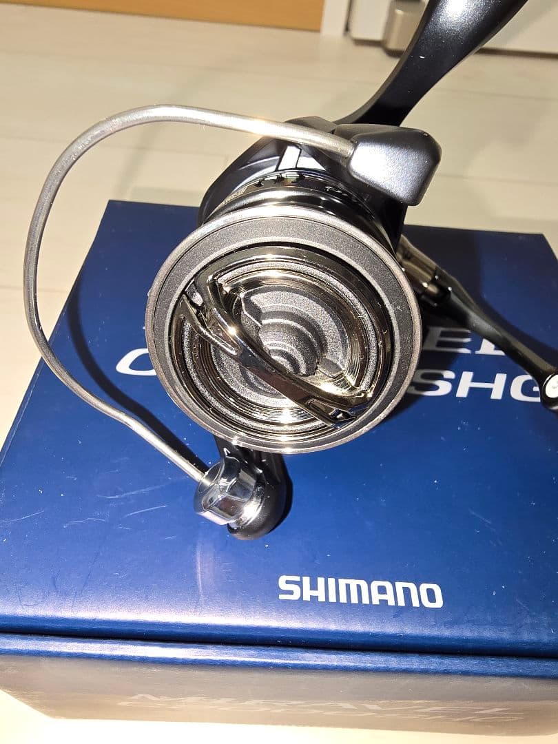 8*d様 ★シマノ　MIRAVEL　C2000SHG　ミラベル　新品