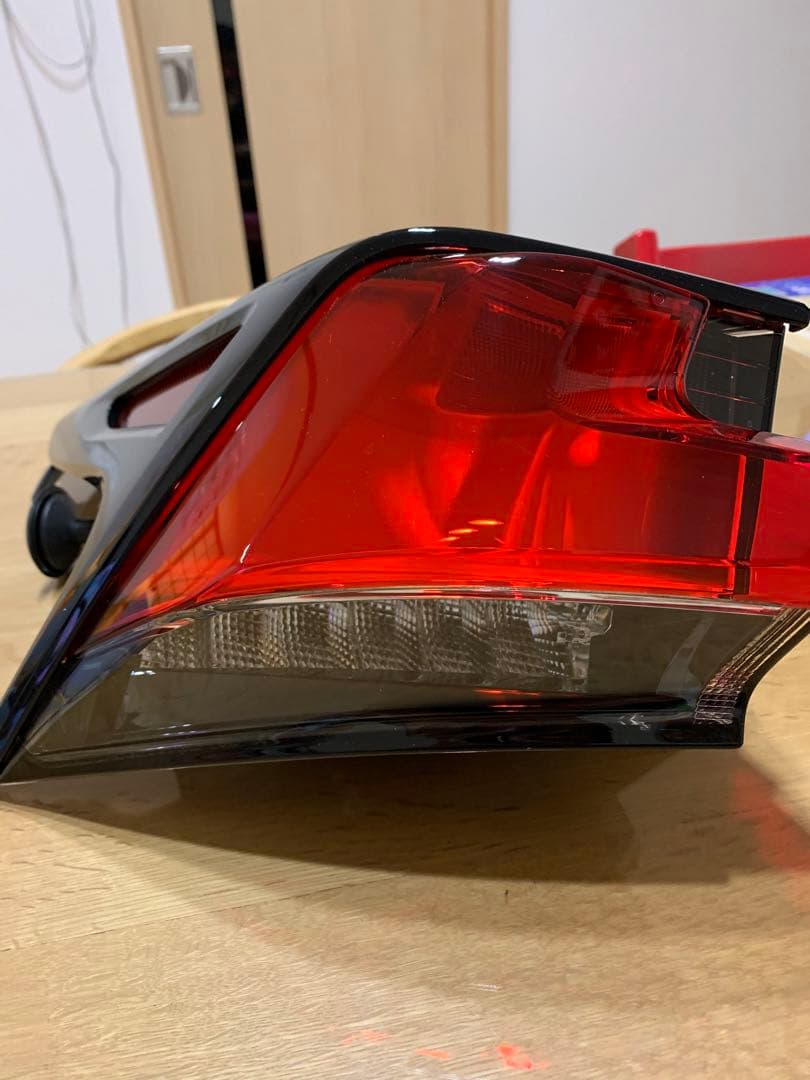 レクサス　NX テールランプ