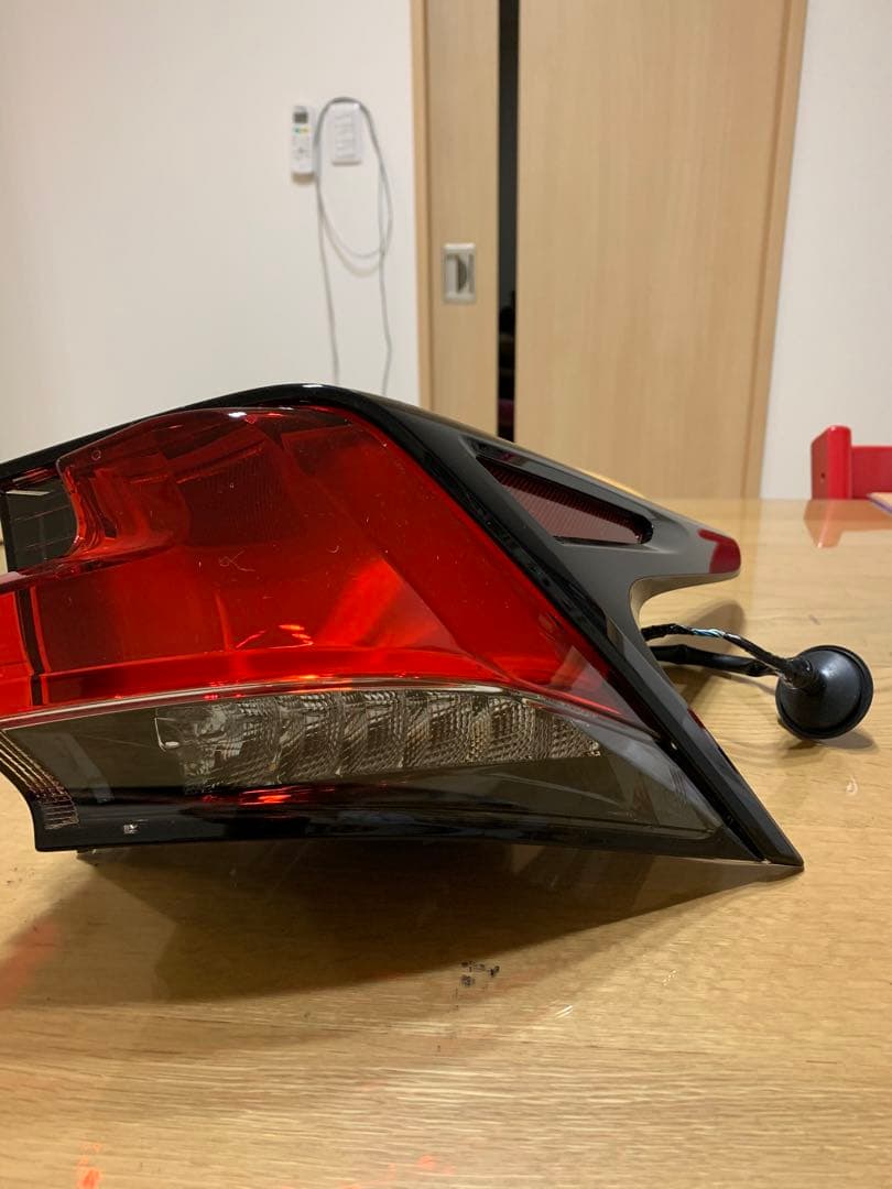 レクサス　NX テールランプ