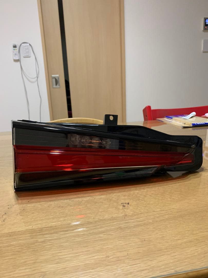 レクサス　NX テールランプ