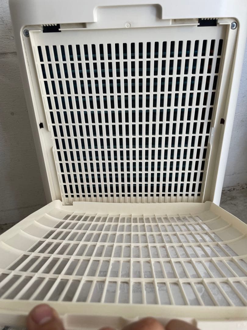 シャープ 除湿機 衣類乾燥 プラズマクラスター CV-J120-W