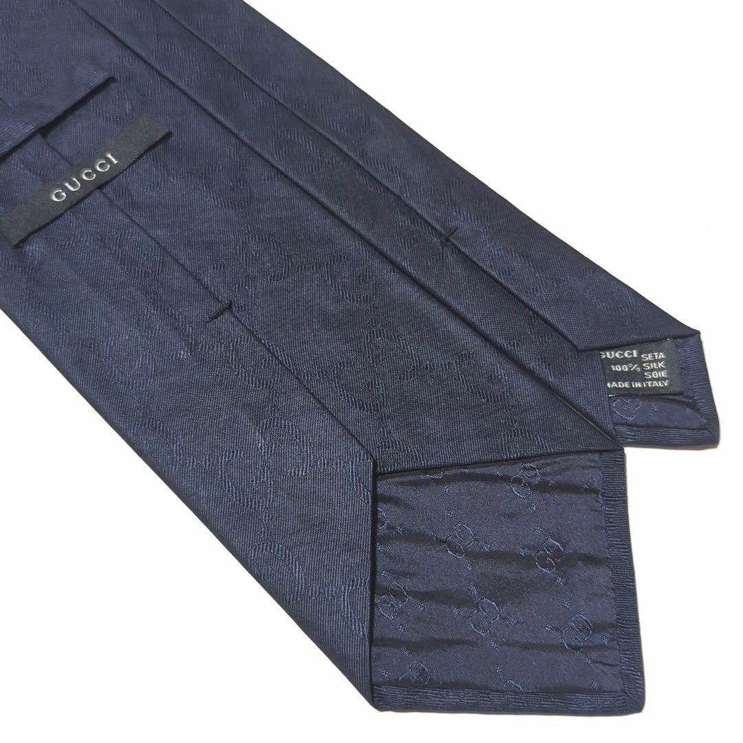 美品 グッチ ネクタイ デカロゴ GGチェーン 無地調 ハイブランド 高級 紺