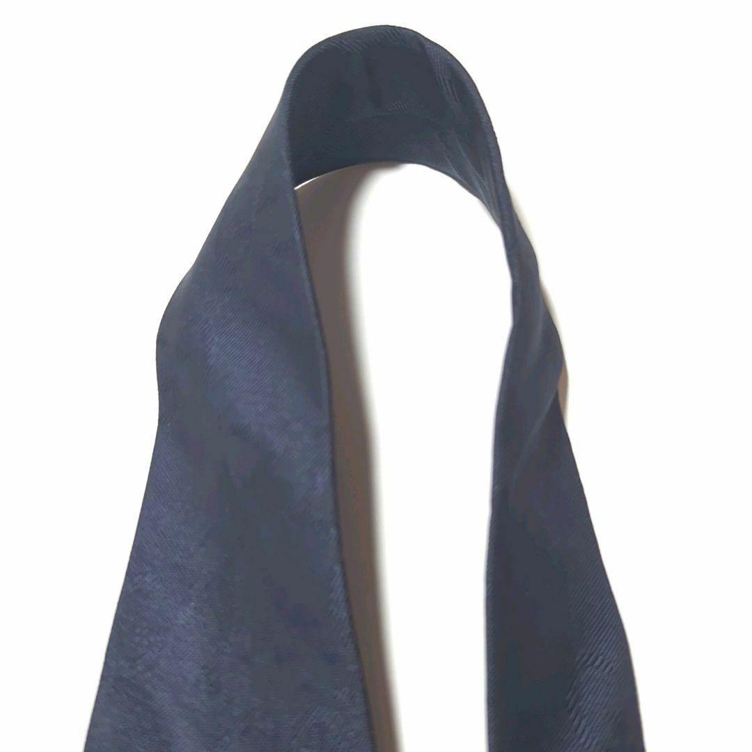 美品 グッチ ネクタイ デカロゴ GGチェーン 無地調 ハイブランド 高級 紺