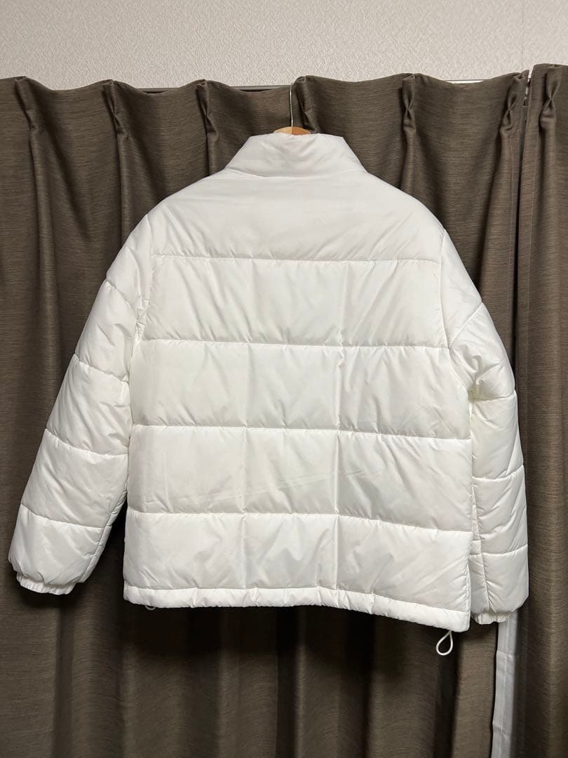 adidas ダウンジャケット