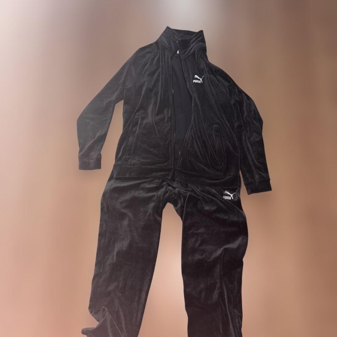 PUMA 黒　ベロアジャージ　セットアップ