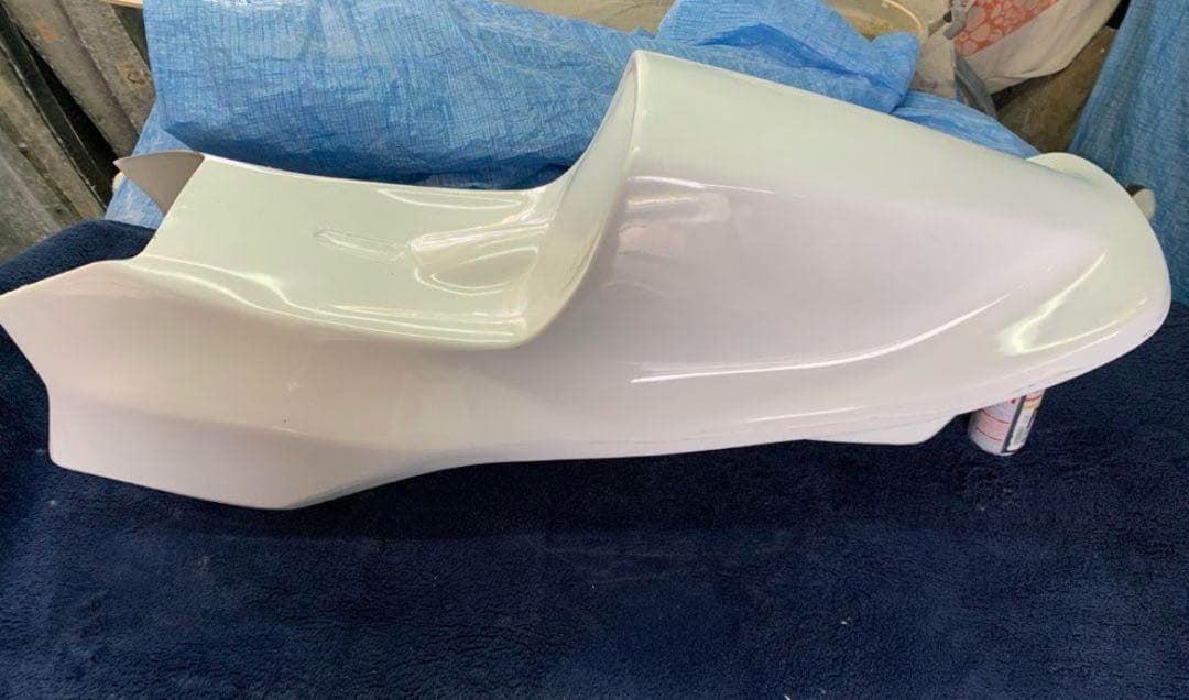 特別価格！！最終値下げ　ヒロセタイプシングルシートカウル　cbx400f.cbx