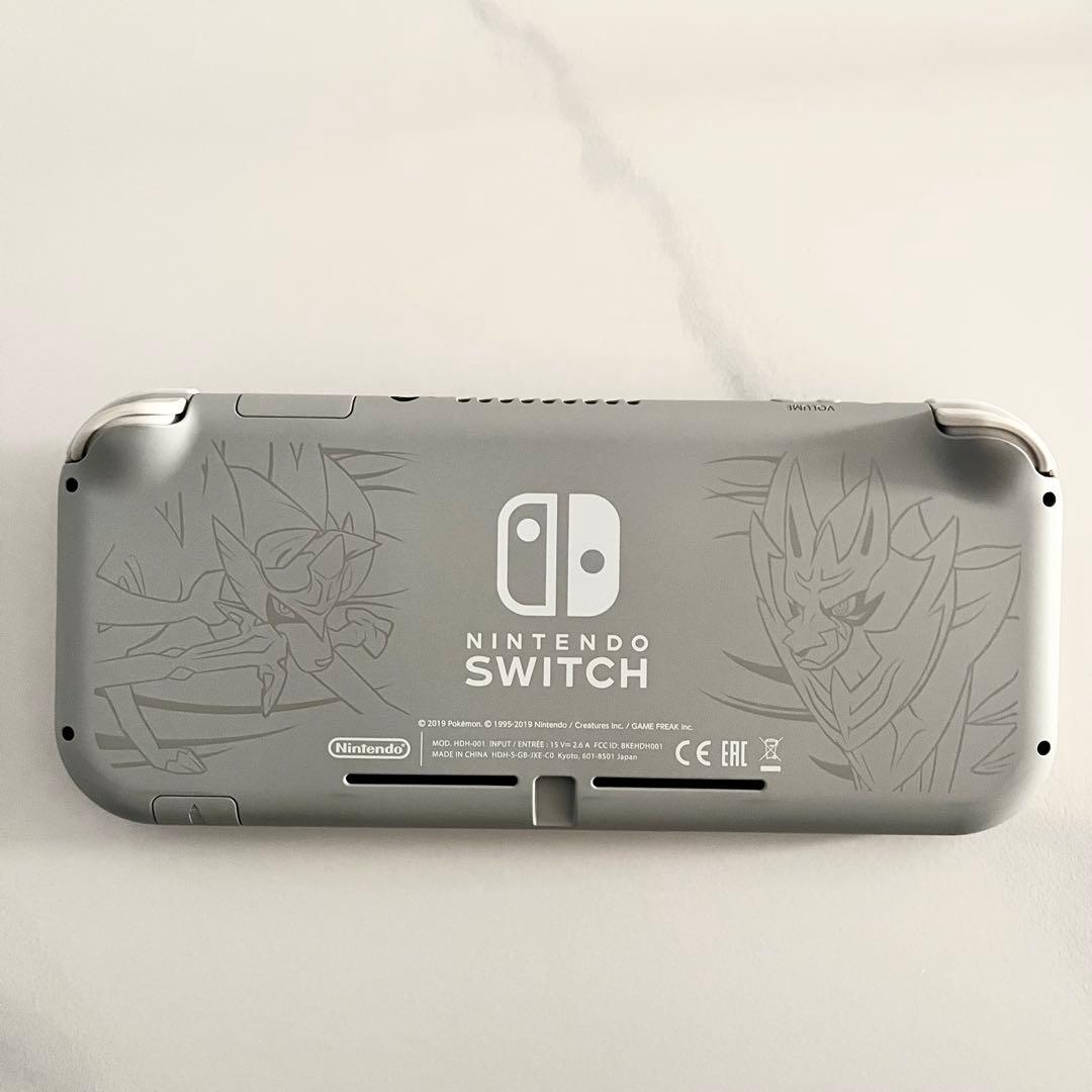 任天堂　Nintendo Switch Lite ポケモン