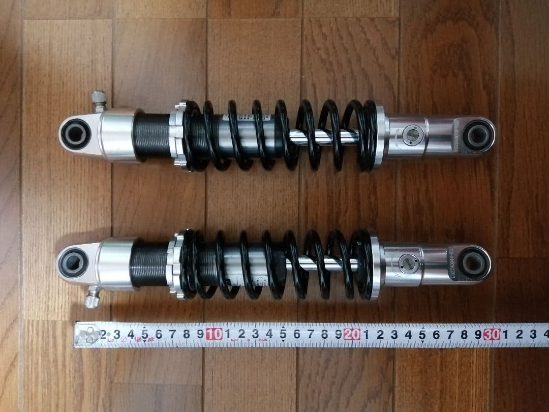 デイトナ　リアサスペンション　285ミリ