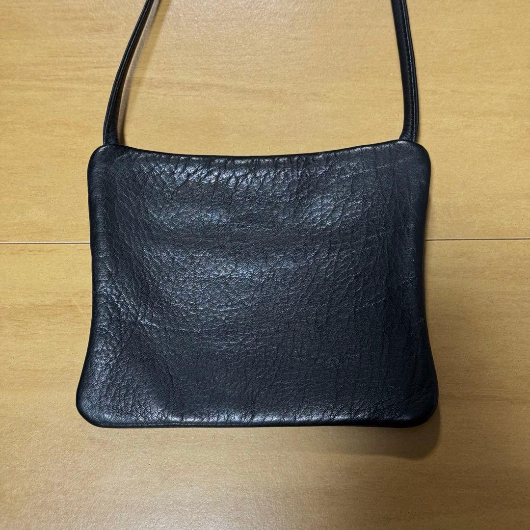 Aeta ディアレザー フラットポーチ ショルダー TypeA ブラック
