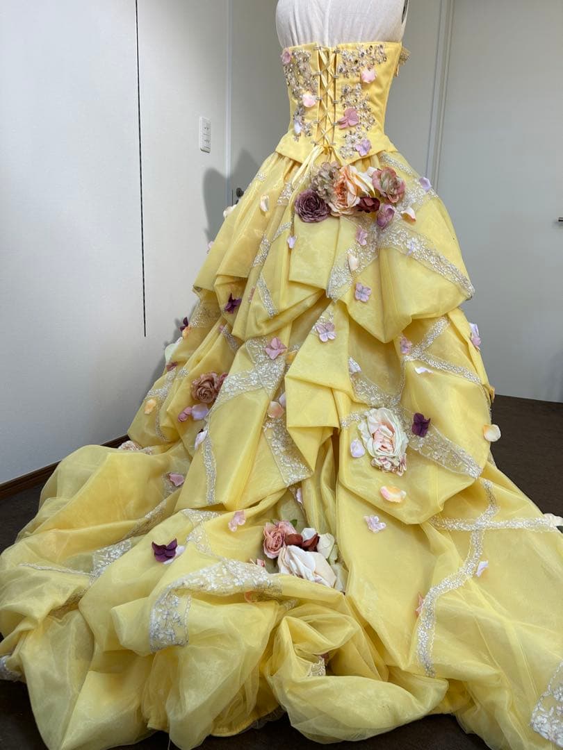イエローフラワー装飾カラードレス 9-13T